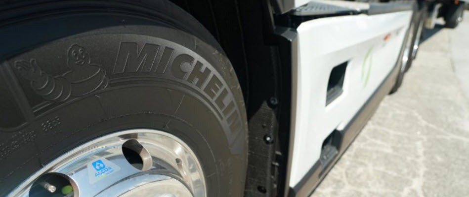 Michelin тестує шини для електричних вантажівок
