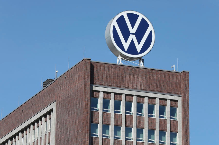 Volkswagen Group закриє завод у Росії