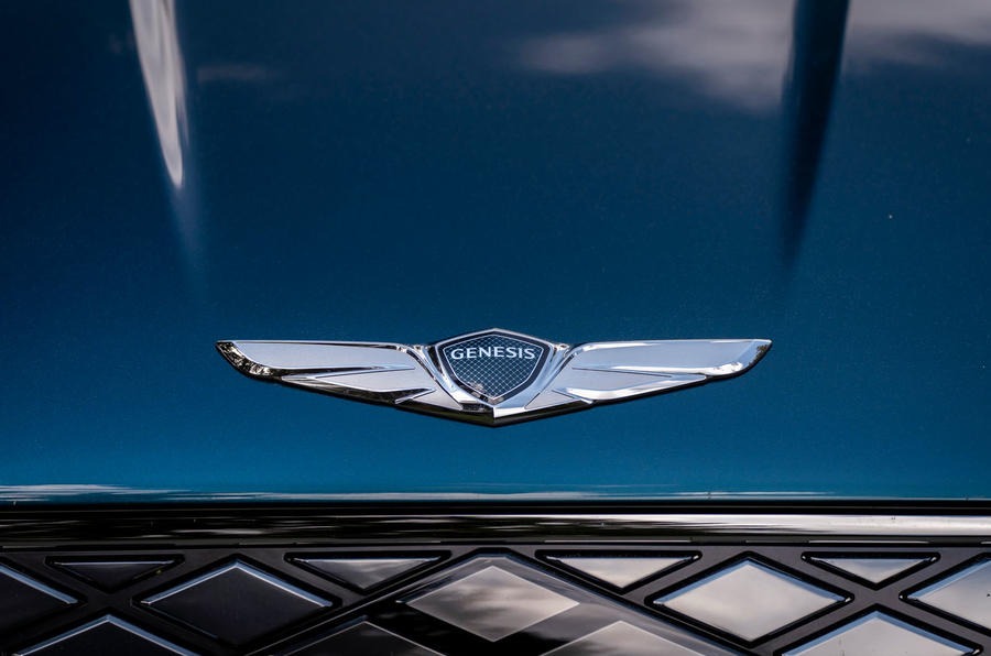 Розкішний седан корейського бренду преміум-класу отримав електричний варіант, покликаний конкурувати із Mercedes-Benz EQE.